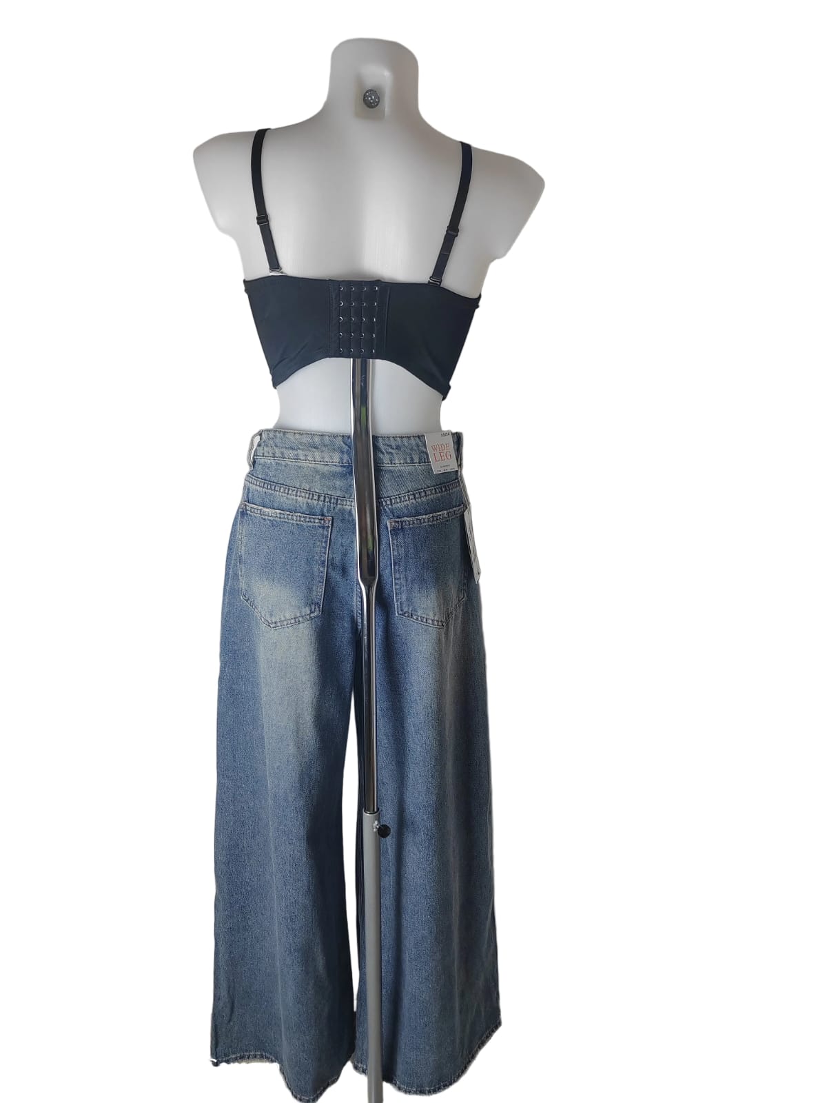 Outfit Pizzo Con Diamanti - immagine 2
